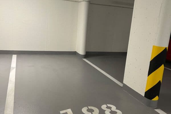 Pronájem garáže 13 m², Poděbradská, Praha Pronájem garáže 13 m², Poděbradská, Praha