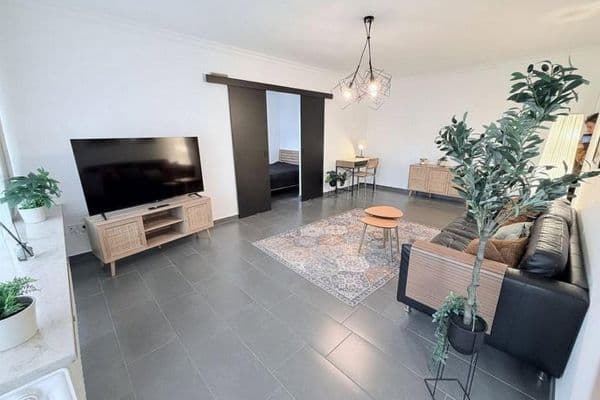 Pronájem bytu 2+1 55 m², Max-Beer-Str. 9, Berlin, Berlín Pronájem bytu 2+1 55 m², Max-Beer-Str. 9, Berlin, Berlín