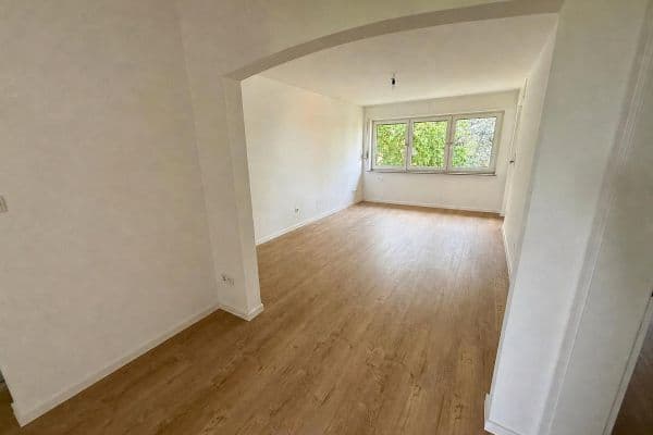Pronájem bytu 3+1 74 m², Korschenbroich Pronájem bytu 3+1 74 m², Korschenbroich