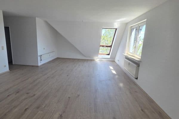 Pronájem bytu 2+1 69 m², Heiligenhaus Pronájem bytu 2+1 69 m², Heiligenhaus