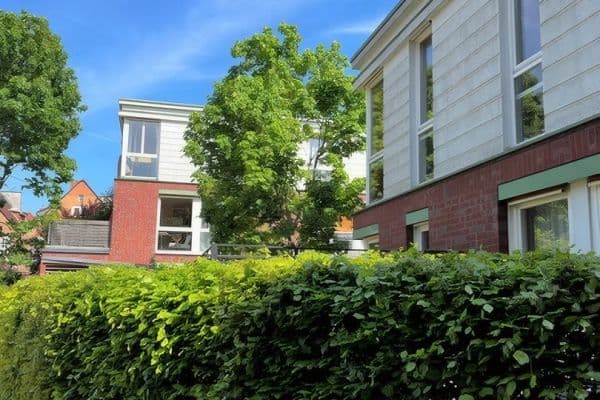 Pronájem bytu 3+1 90 m², Gutenbergstraße 83, Potsdam Pronájem bytu 3+1 90 m², Gutenbergstraße 83, Potsdam