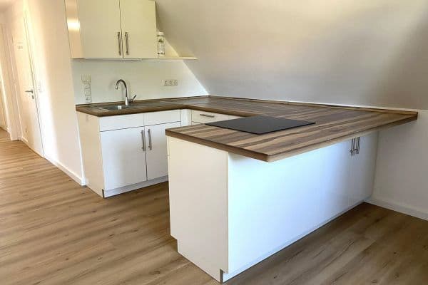 Pronájem bytu 2+1 80 m², Neufnachstraße 3, Fischach Pronájem bytu 2+1 80 m², Neufnachstraße 3, Fischach