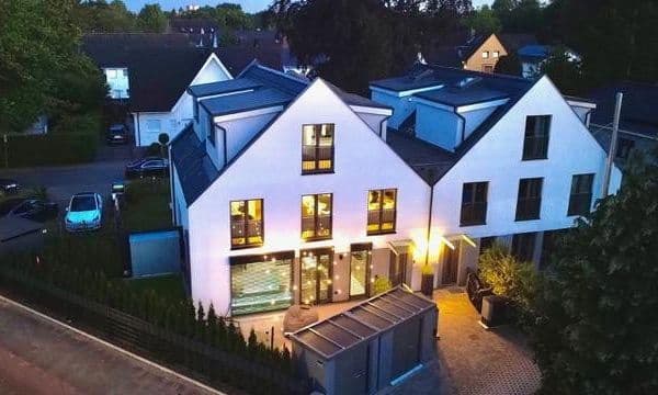 Pronájem bytu 4+kk 124 m², Hamburg, Hamburg Pronájem bytu 4+kk 124 m², Hamburg, Hamburg