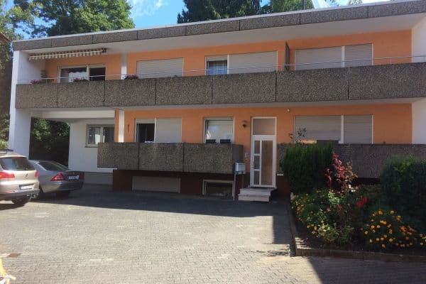 Pronájem bytu 3+1 80 m², Frankfurt a.M. Pronájem bytu 3+1 80 m², Frankfurt a.M.