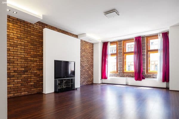 Pronájem bytu 3+kk 104 m², Bubeníkova, Pardubice Pronájem bytu 3+kk 104 m², Bubeníkova, Pardubice