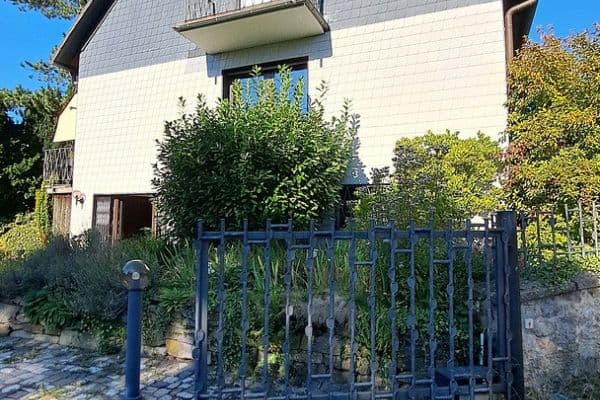 Prodej domu 170 m², pozemek 1.317 m², Grabenstraße 6, Stolberg Prodej domu 170 m², pozemek 1.317 m², Grabenstraße 6, Stolberg