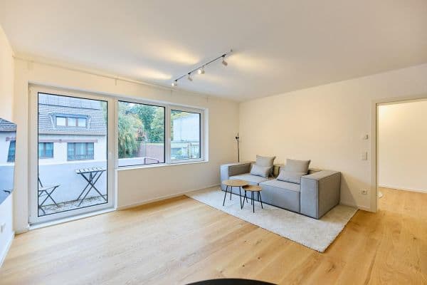 Pronájem bytu 2+kk 45 m², Pöhlenweg 35, Düsseldorf, Severní Porýní-Vestfálsko Pronájem bytu 2+kk 45 m², Pöhlenweg 35, Düsseldorf, Severní Porýní-Vestfálsko