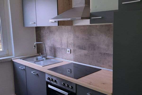 Pronájem bytu 4+1 84 m², Benneckenstein Pronájem bytu 4+1 84 m², Benneckenstein