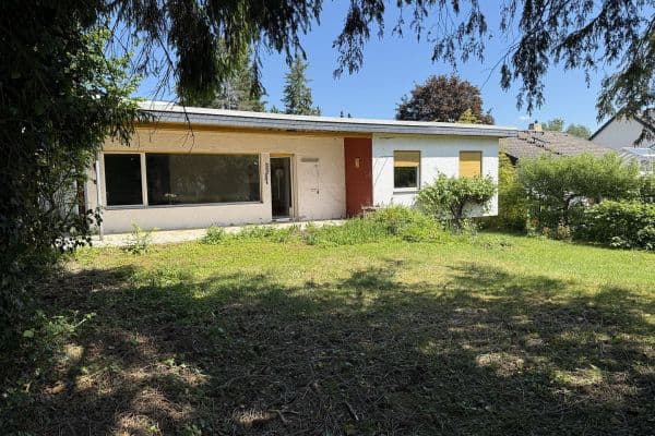 Prodej domu 156 m², pozemek 679 m², Am Rödchen 34, Idstein Prodej domu 156 m², pozemek 679 m², Am Rödchen 34, Idstein
