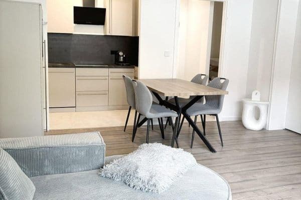 Pronájem bytu 2+1 50 m², Schleißheimer Str. 182, München, Bavorsko Pronájem bytu 2+1 50 m², Schleißheimer Str. 182, München, Bavorsko