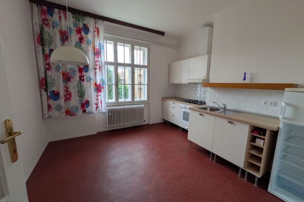 Pronájem bytu 2+1 71 m², Cihlářská, Brno Pronájem bytu 2+1 71 m², Cihlářská, Brno