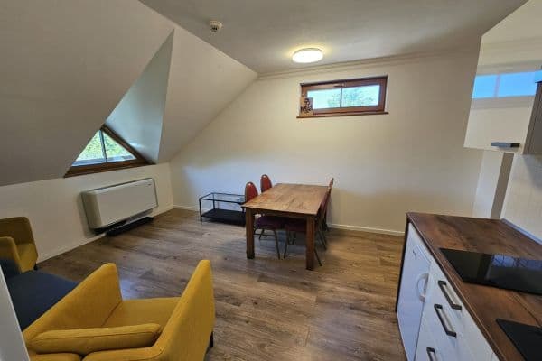 Pronájem bytu 2+1 48 m², Antolská, Bratislava Pronájem bytu 2+1 48 m², Antolská, Bratislava