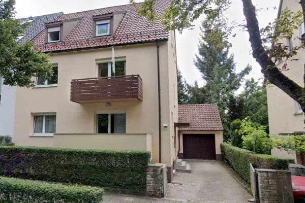 Pronájem bytu 1+1 28 m², Albstraße 39, Stuttgart Pronájem bytu 1+1 28 m², Albstraße 39, Stuttgart