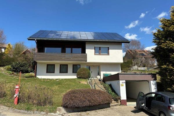 Prodej domu 165 m², pozemek 1.275 m², Furtwangen Prodej domu 165 m², pozemek 1.275 m², Furtwangen