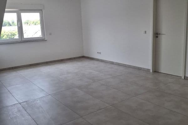 Pronájem bytu 3+1 64 m², Berliner Str. 911, Köln Pronájem bytu 3+1 64 m², Berliner Str. 911, Köln