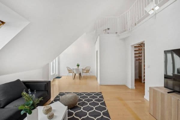 Pronájem bytu 2+kk 75 m², Axel-von-Ambesser-str. 9, München, Bavorsko Pronájem bytu 2+kk 75 m², Axel-von-Ambesser-str. 9, München, Bavorsko