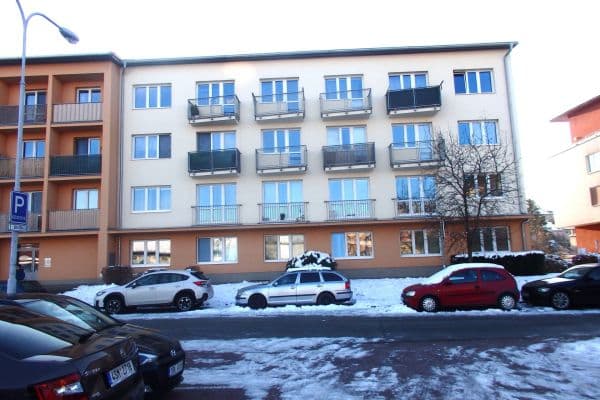 Pronájem bytu 1+kk 30 m², V Újezdech, Brno Pronájem bytu 1+kk 30 m², V Újezdech, Brno