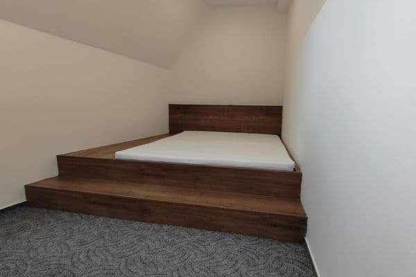 Pronájem bytu 2+kk 20 m², U Přístavu, Kolín Pronájem bytu 2+kk 20 m², U Přístavu, Kolín