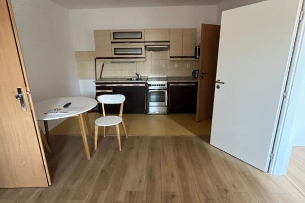 Pronájem bytu 1+kk 39 m², Polní, Český Těšín Pronájem bytu 1+kk 39 m², Polní, Český Těšín