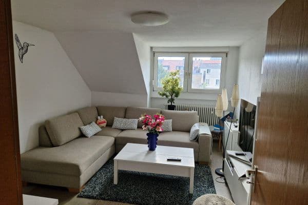 Pronájem bytu 2+1 49 m², Hirschstr. 36, Karlsruhe Pronájem bytu 2+1 49 m², Hirschstr. 36, Karlsruhe