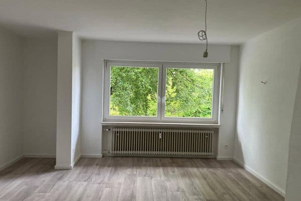 Pronájem bytu 3+1 96 m², Zum Rotenberg 2, Detmold Pronájem bytu 3+1 96 m², Zum Rotenberg 2, Detmold