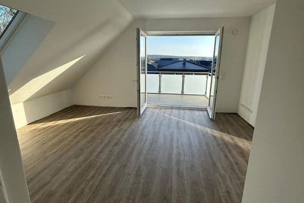 Pronájem bytu 3+1 50 m², Berliner Straße 55, Ibbenbüren Pronájem bytu 3+1 50 m², Berliner Straße 55, Ibbenbüren