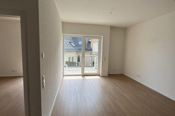 Pronájem bytu 3+1 73 m², Essenheim Pronájem bytu 3+1 73 m², Essenheim