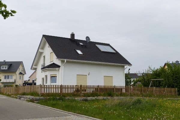 Prodej domu 114 m², pozemek 481 m², Mötzingen Prodej domu 114 m², pozemek 481 m², Mötzingen