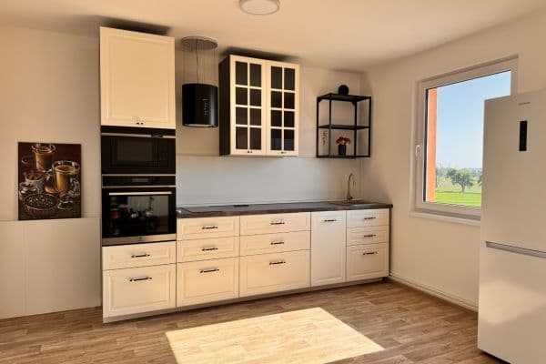 Pronájem bytu 1+kk 38 m², Vestecká, Nehvizdy Pronájem bytu 1+kk 38 m², Vestecká, Nehvizdy