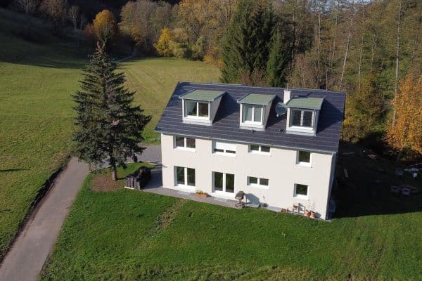 Pronájem bytu 1+1 45 m², Weinstadt Pronájem bytu 1+1 45 m², Weinstadt
