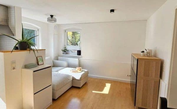 Pronájem bytu 2+1 39 m², Erlangen Pronájem bytu 2+1 39 m², Erlangen