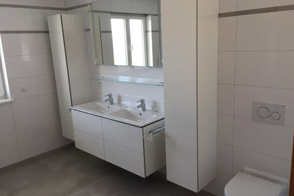 Pronájem bytu 3+1 115 m², Markt Schwaben, Bavorsko Pronájem bytu 3+1 115 m², Markt Schwaben, Bavorsko