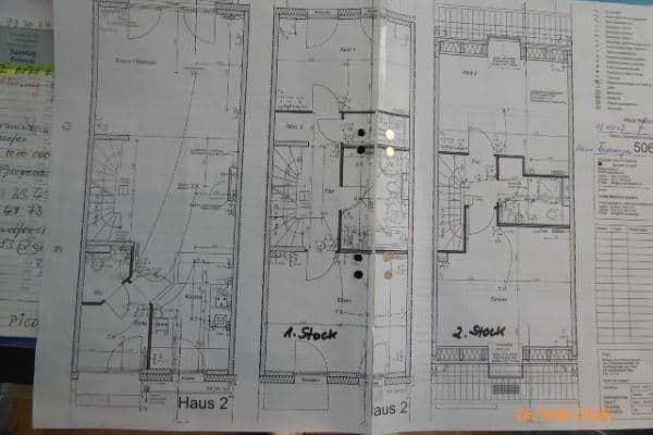 Prodej domu 145 m², pozemek 208 m², Am weißkirchener Berg 3a, Frankfurt, Hessen Prodej domu 145 m², pozemek 208 m², Am weißkirchener Berg 3a, Frankfurt, Hessen