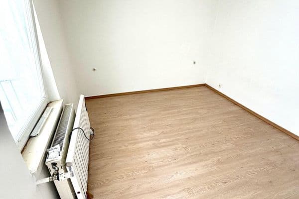 Pronájem bytu 1+1 20 m², Kaiser Str. 41, Friedberg (Hessen) Pronájem bytu 1+1 20 m², Kaiser Str. 41, Friedberg (Hessen)