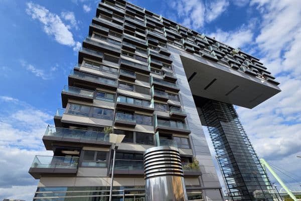 Pronájem bytu 3+1 110 m², Im Zollhafen 12, Köln, Severní Porýní-Vestfálsko Pronájem bytu 3+1 110 m², Im Zollhafen 12, Köln, Severní Porýní-Vestfálsko