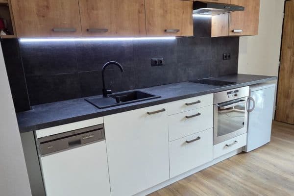 Pronájem bytu 2+kk 38 m², Lelkova, Brno Pronájem bytu 2+kk 38 m², Lelkova, Brno
