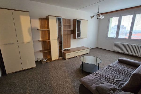 Pronájem bytu 2+1 60 m², Zvolská, Praha Pronájem bytu 2+1 60 m², Zvolská, Praha