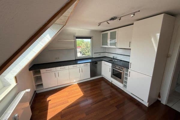 Pronájem bytu 2+kk 60 m², Frankfurt am Main, Hessen Pronájem bytu 2+kk 60 m², Frankfurt am Main, Hessen