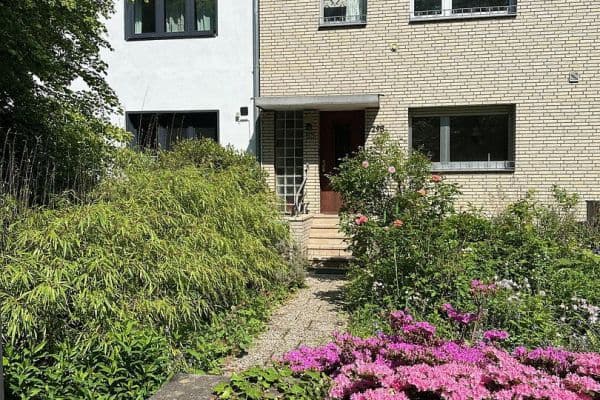 Prodej domu 130 m², pozemek 200 m², Köln Prodej domu 130 m², pozemek 200 m², Köln