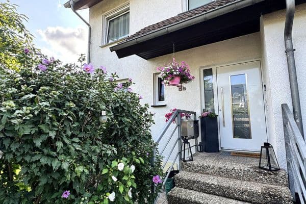 Prodej domu 120 m², pozemek 250 m², Weiterstadt, Hessen Prodej domu 120 m², pozemek 250 m², Weiterstadt, Hessen