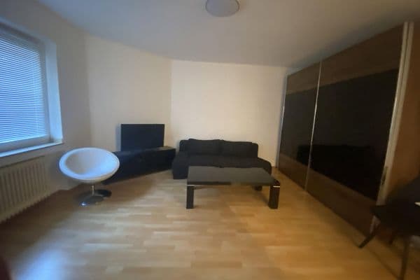 Pronájem bytu 2+1 50 m², Köln, Severní Porýní-Vestfálsko Pronájem bytu 2+1 50 m², Köln, Severní Porýní-Vestfálsko