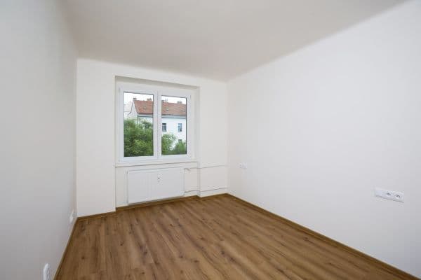 Prodej bytu 2+1 54 m², Čihákova, Praha Prodej bytu 2+1 54 m², Čihákova, Praha