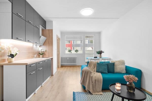 Prodej bytu 2+kk 34 m², Na Vavřinci, Slaný, Středočeský kraj Prodej bytu 2+kk 34 m², Na Vavřinci, Slaný, Středočeský kraj