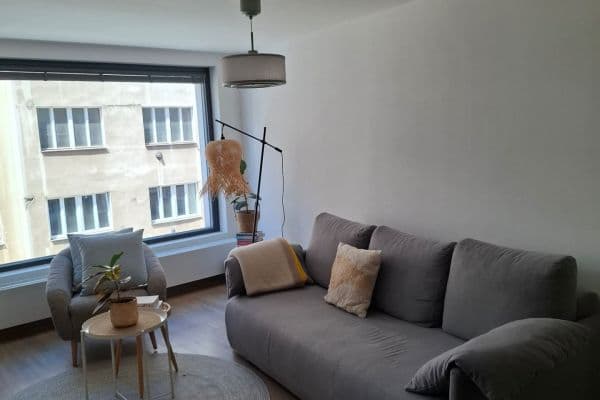 Pronájem bytu 2+kk 48 m², U Libeňského pivovaru, Praha Pronájem bytu 2+kk 48 m², U Libeňského pivovaru, Praha