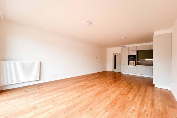 Pronájem bytu 3+kk 90 m², Suchánkova, Benešov, Středočeský kraj Pronájem bytu 3+kk 90 m², Suchánkova, Benešov, Středočeský kraj