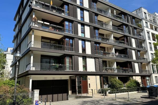 Prodej bytu 4+1 141 m², Düsseldorfer Straße 28, Berlin, Berlín Prodej bytu 4+1 141 m², Düsseldorfer Straße 28, Berlin, Berlín