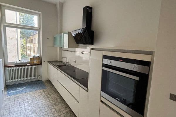 Pronájem bytu 3+1 82 m², Frankfurt, Hessen Pronájem bytu 3+1 82 m², Frankfurt, Hessen