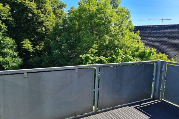 Pronájem bytu 3+1 84 m², Schweizergartenstraße 5, Wurzen, Sasko Pronájem bytu 3+1 84 m², Schweizergartenstraße 5, Wurzen, Sasko