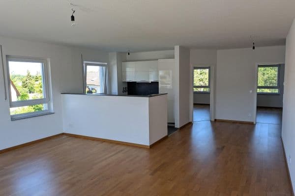 Pronájem bytu 3+1 90 m², Roßtal Pronájem bytu 3+1 90 m², Roßtal