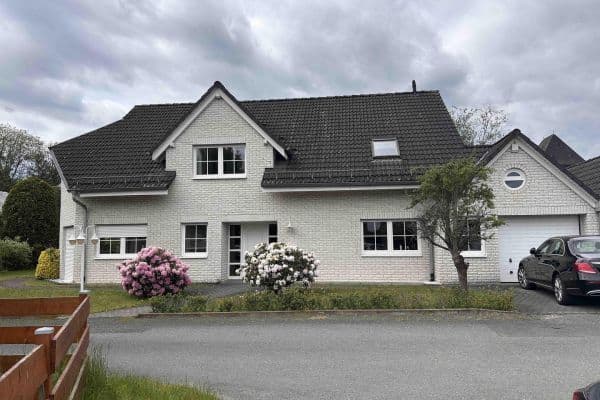 Prodej domu 198 m², pozemek 747 m², Herborn Prodej domu 198 m², pozemek 747 m², Herborn